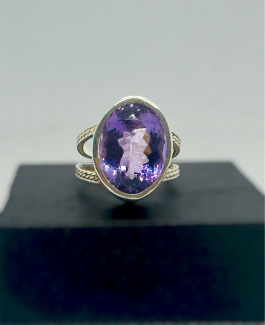 Anillo Gran Amatista